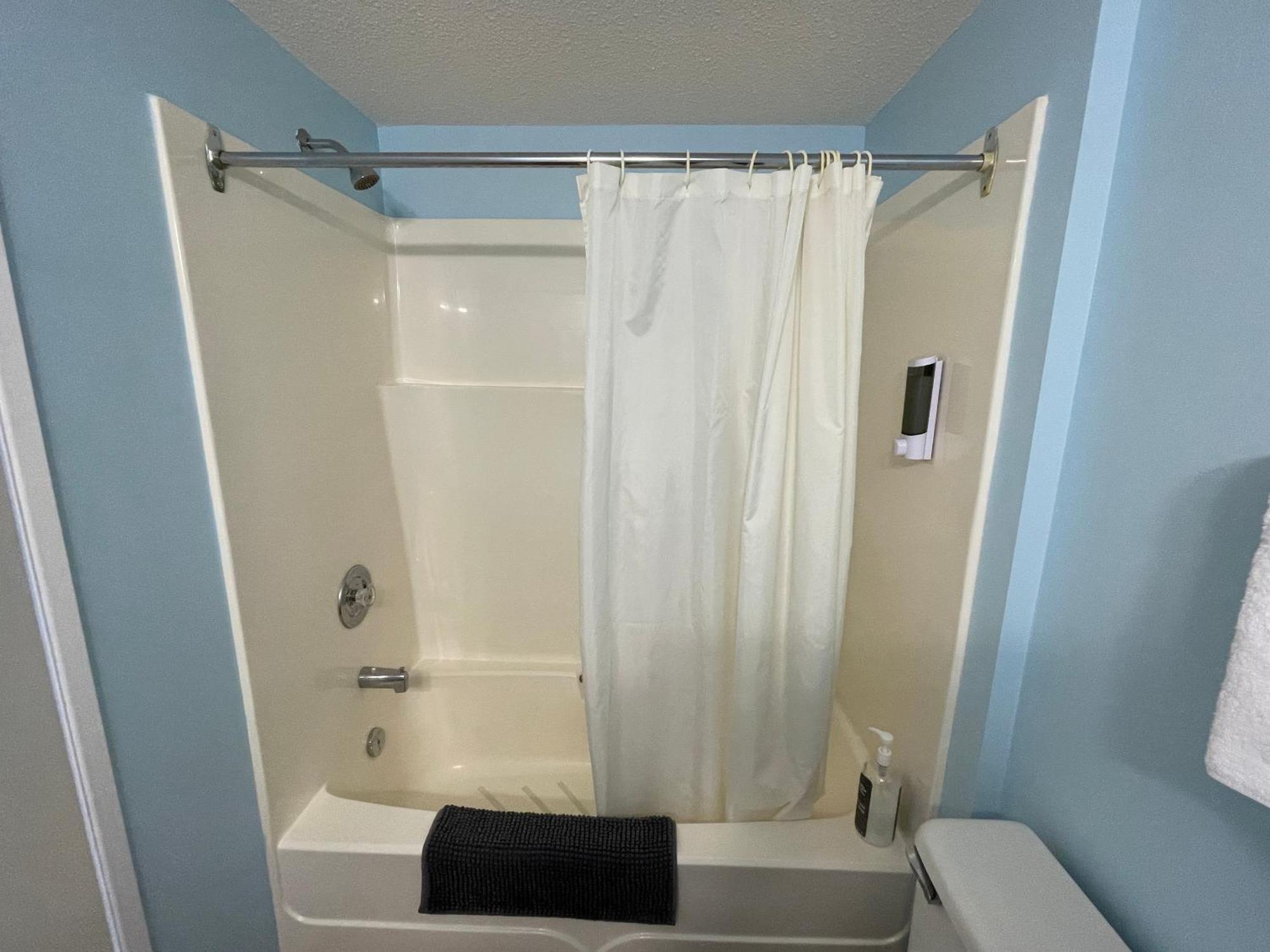 Y-5 Motel Barriere Bagian luar foto